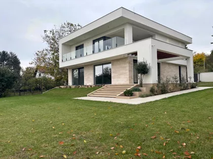 Sremska Kamenica | 4zida.rs