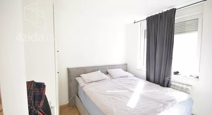 Četvoroiposoban stan | 4zida