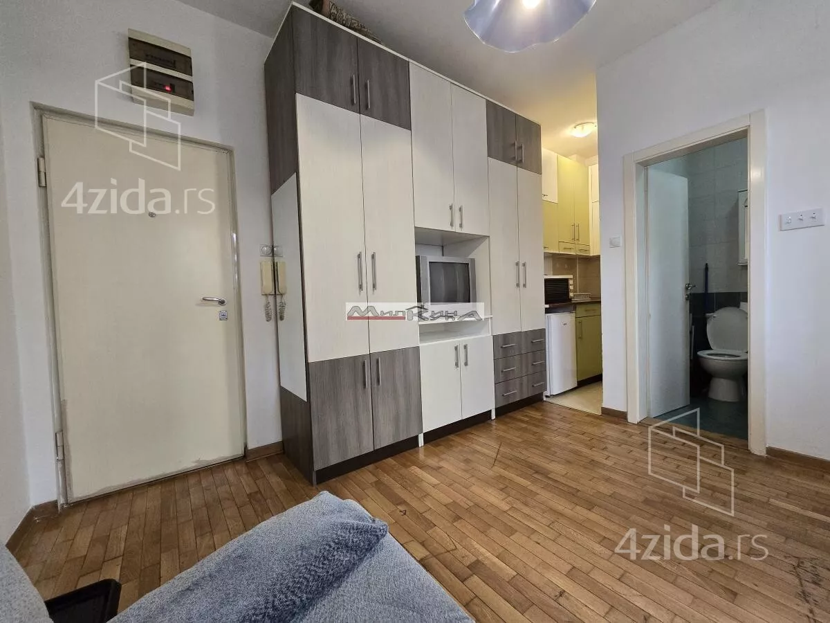 Garsonjera | 4zida