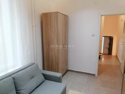 Dr Dragoslava Popovića | 4zida.rs