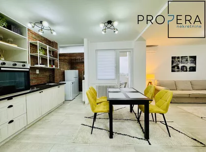 Trg Učitelj Tase | 4zida.rs