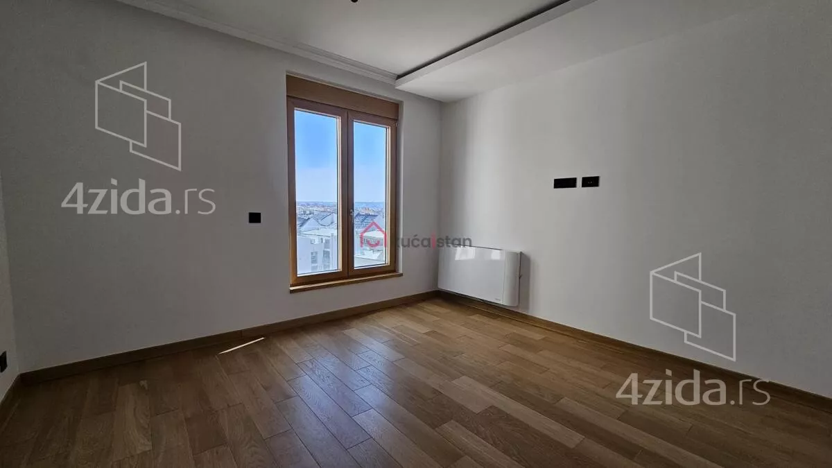 Petosoban stan | 4zida