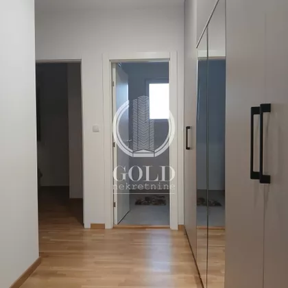 Gundulićeva | 4zida.rs