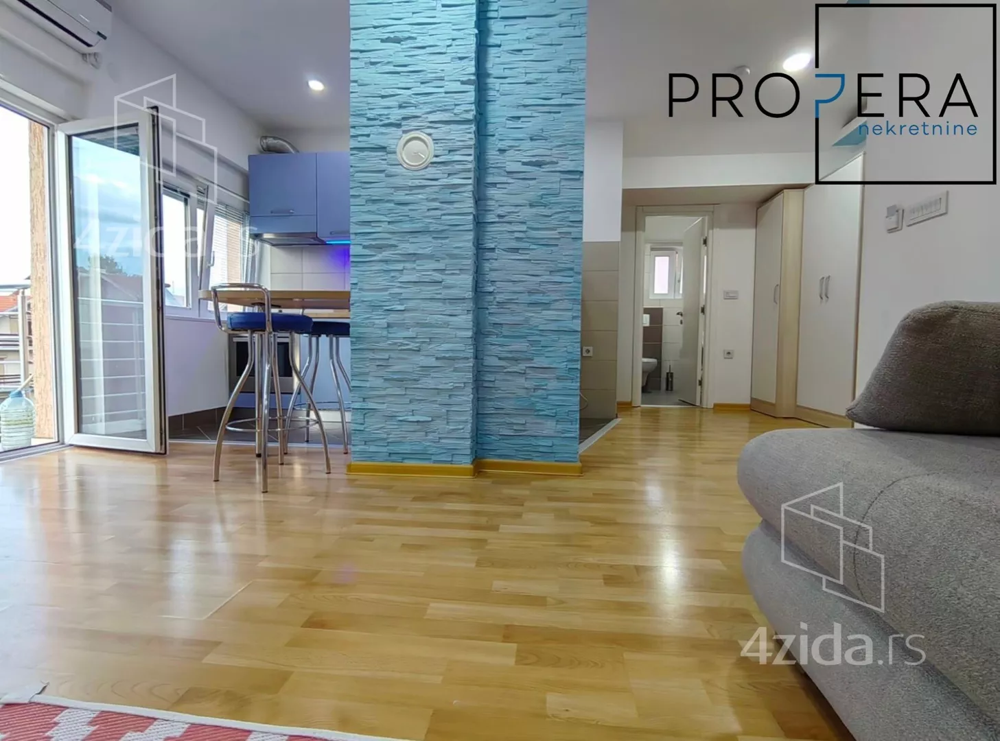 Jednoiposoban stan | 4zida