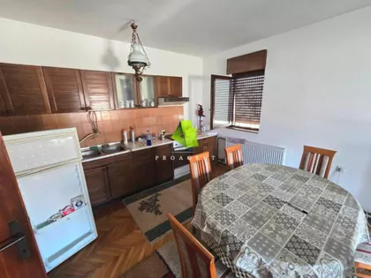 Nikola Tesla | 4zida.rs