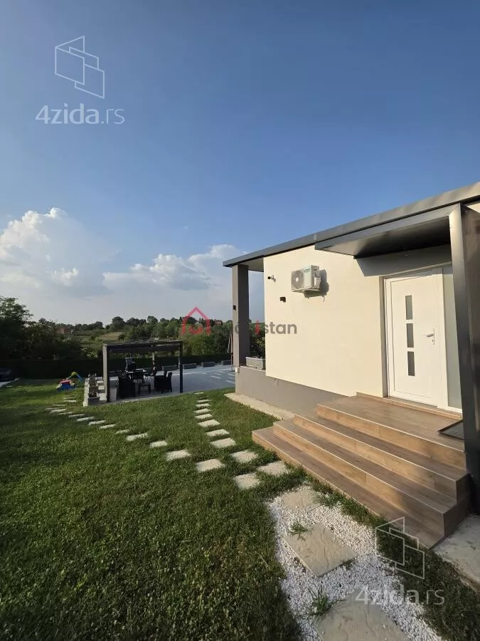 Kuća | 4zida