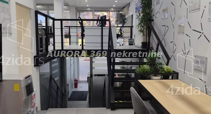 Poslovni prostor | 4zida