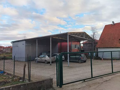 Okolne lokacije | 4zida.rs