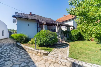 Vrdnik | 4zida.rs