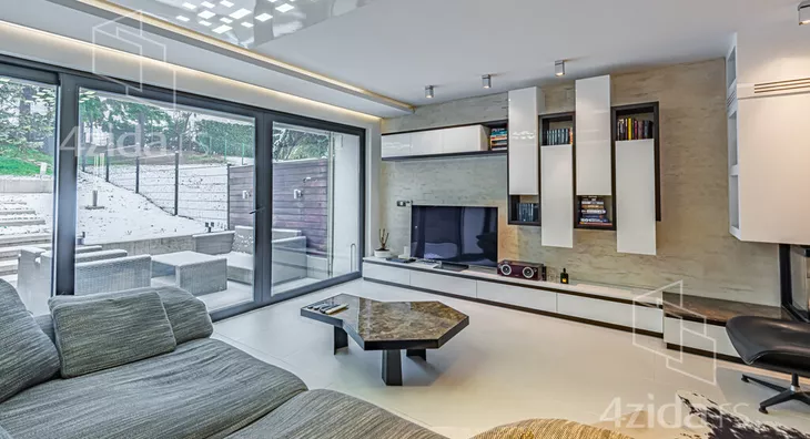 4-etažna kuća | 4zida