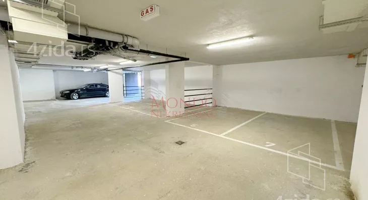 Garaža/Parking | 4zida