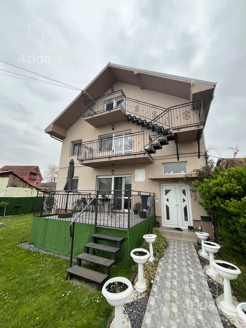 3-etažna kuća | 4zida