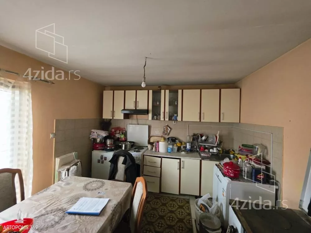 3-etažna kuća | 4zida