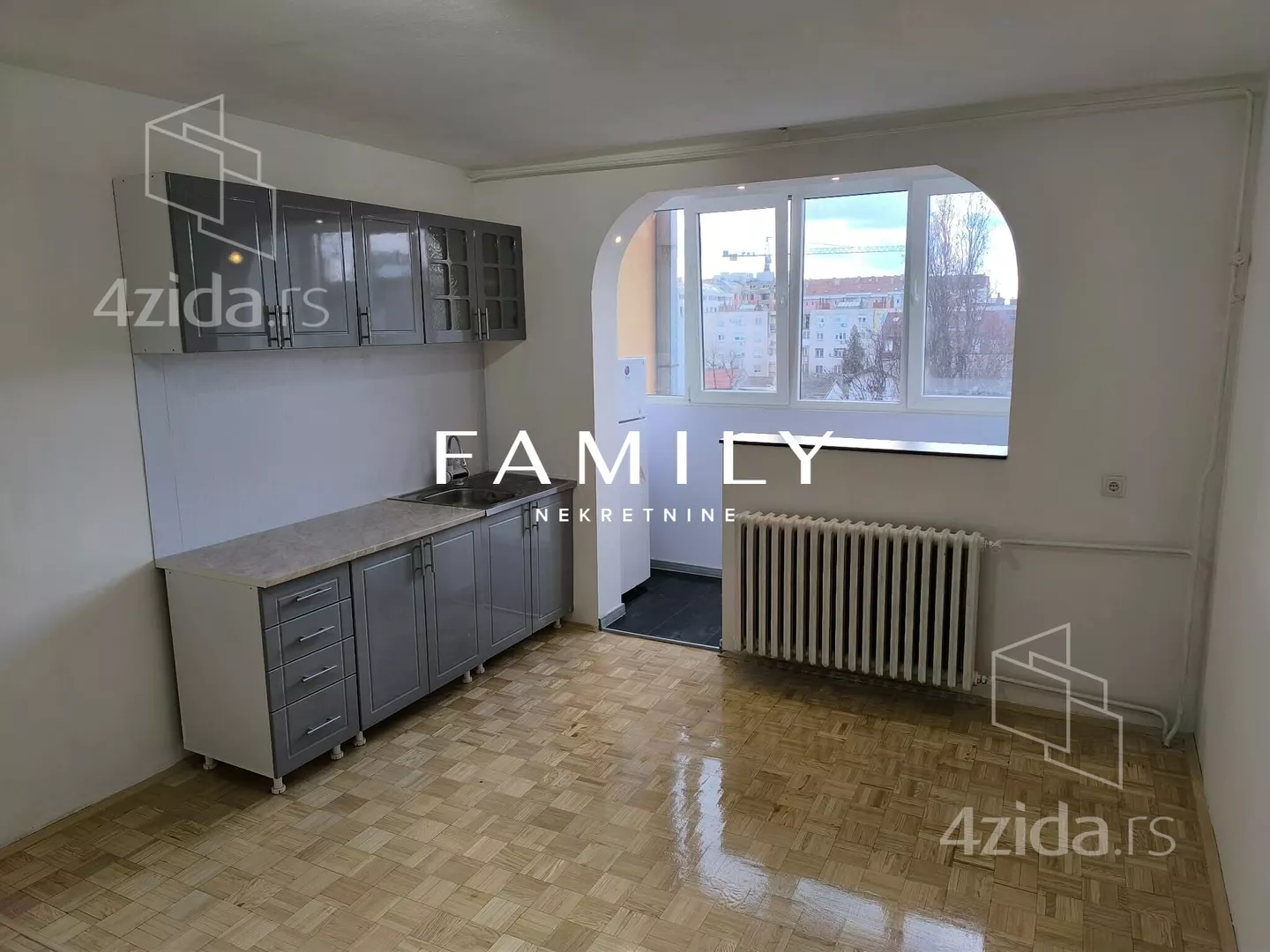 Jednoiposoban stan | 4zida