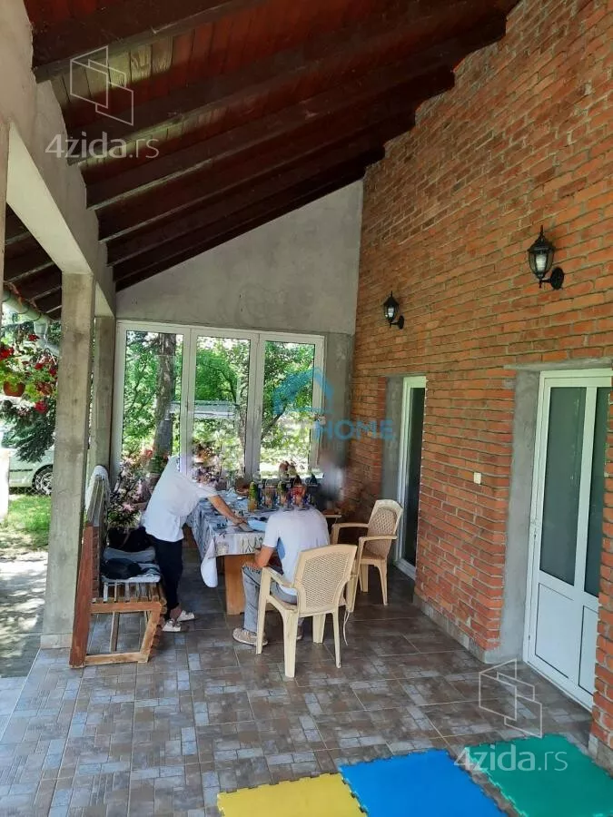 Kuća | 4zida