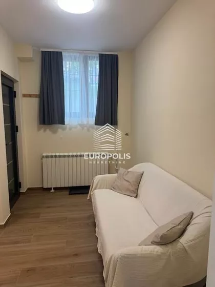 Petra Lekovića | 4zida.rs