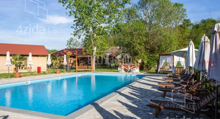 Ugostiteljski objekat | 4zida