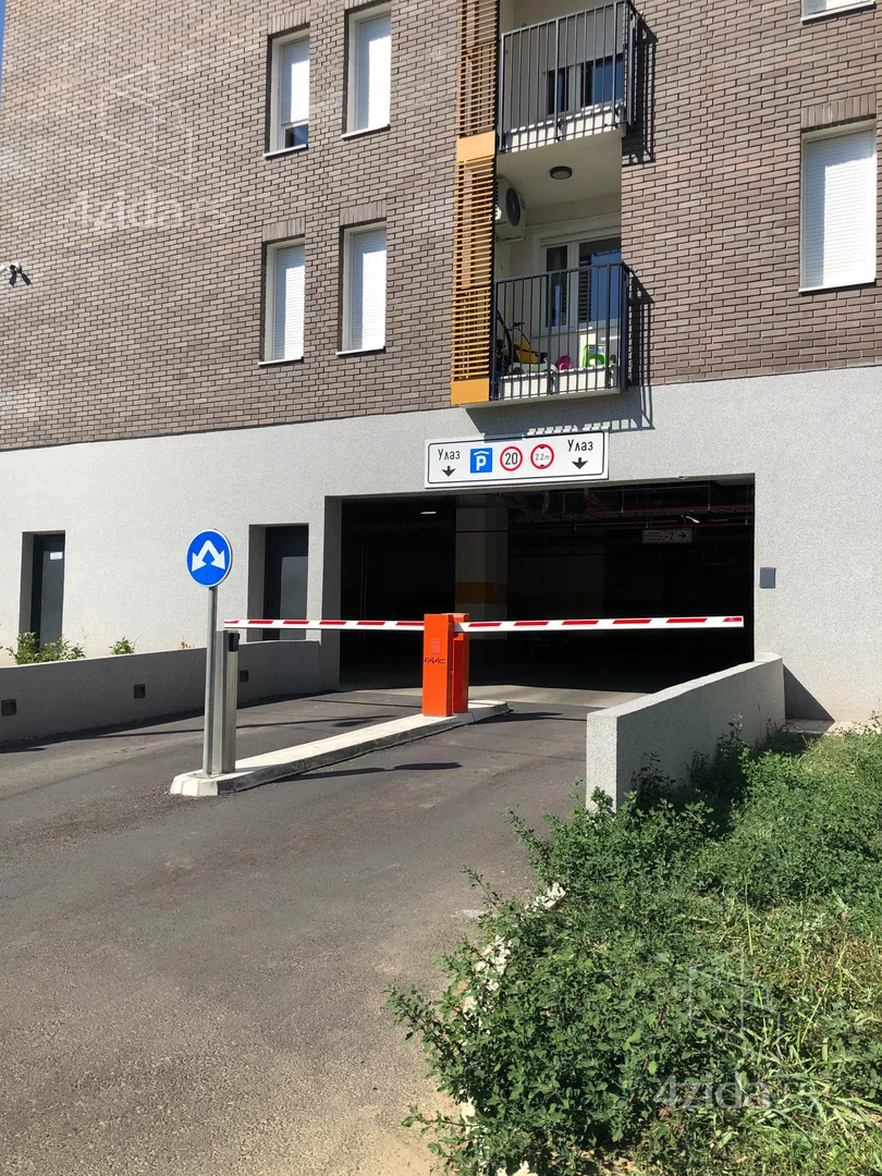 Garaža | 4zida