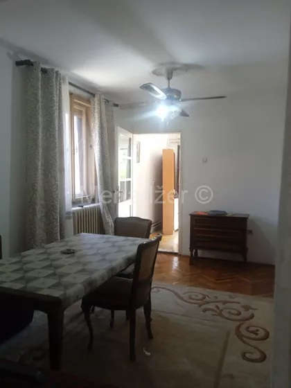 Surčin (mesto) | 4zida.rs