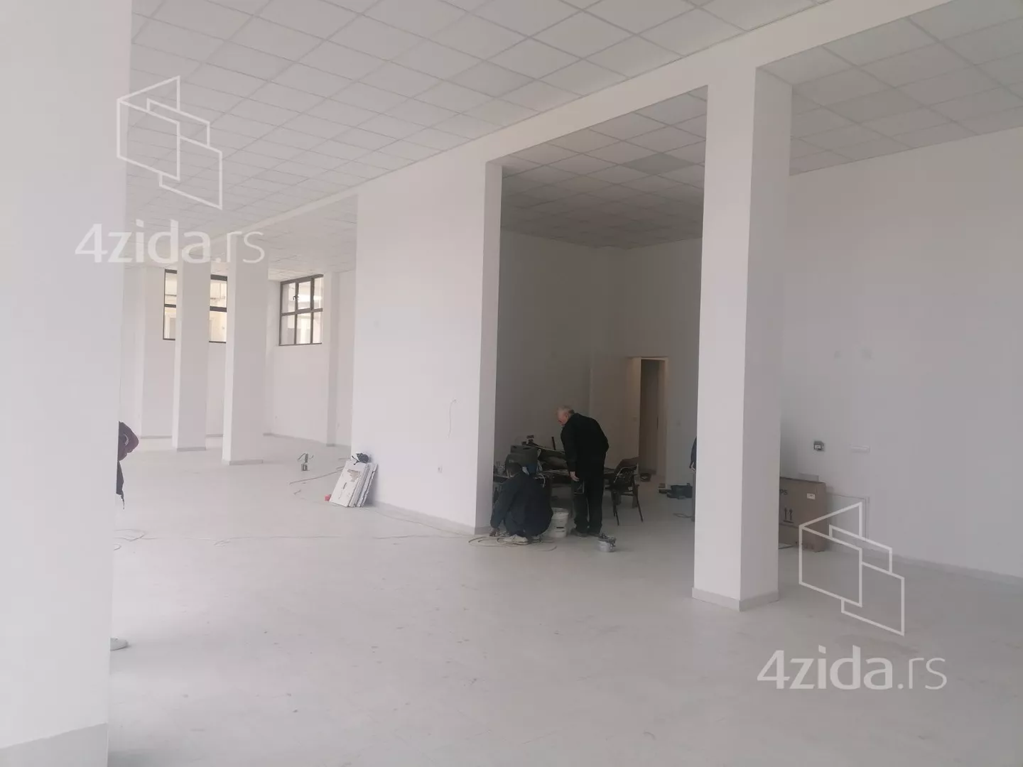 Poslovni prostor | 4zida