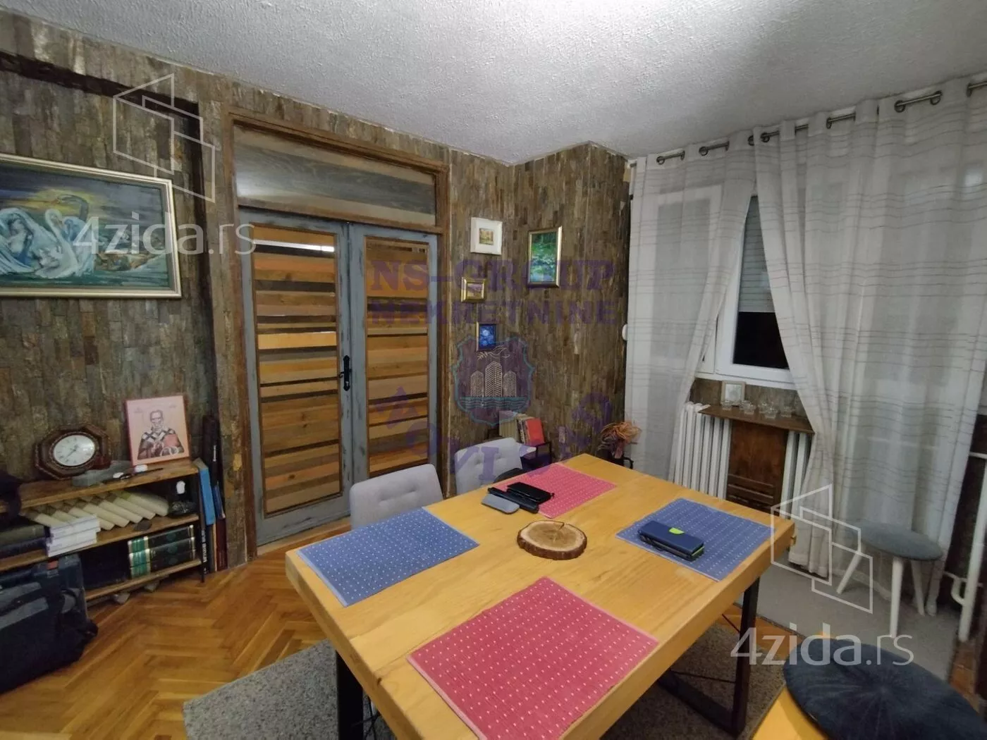 Dvoiposoban stan | 4zida