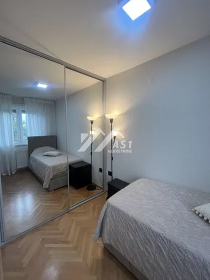 Stevana Momčilovića | 4zida.rs