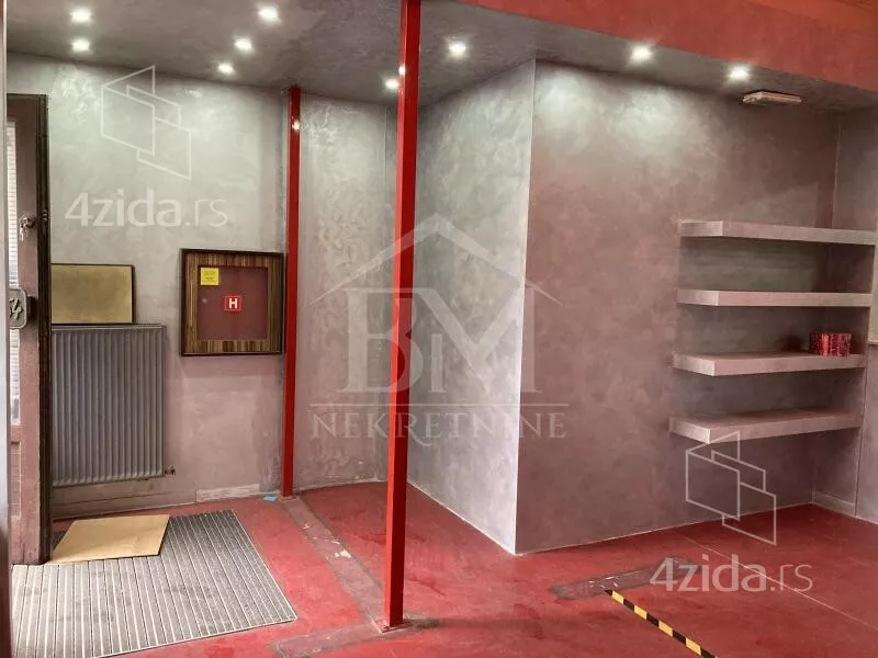 Poslovni prostor | 4zida