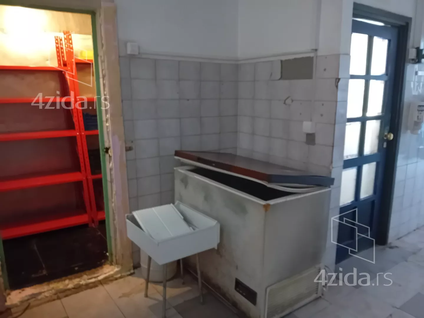 Lokal | 4zida