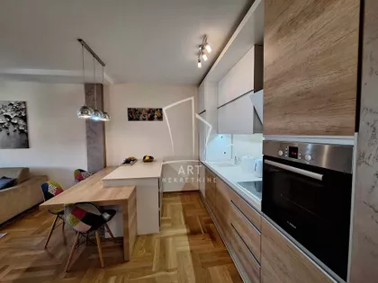 Maksima Gorkog | 4zida.rs