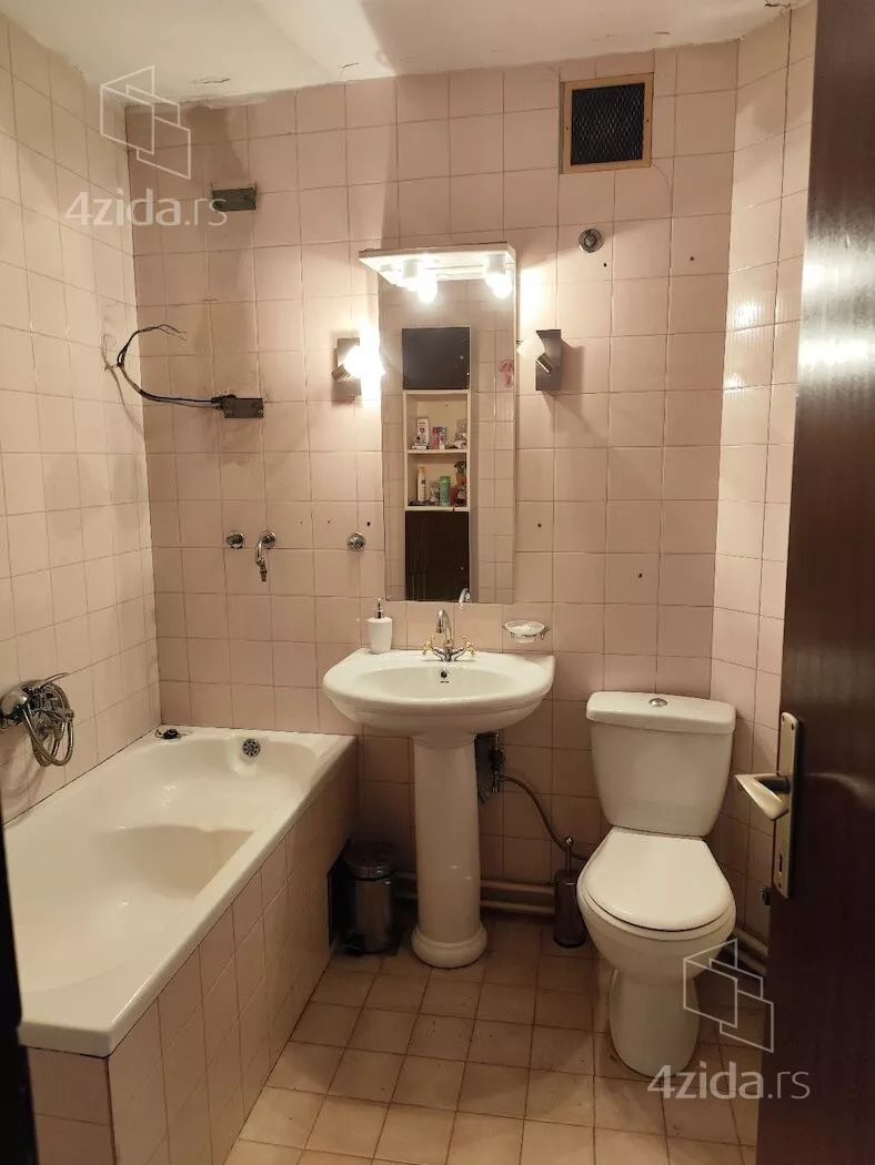 Jednosoban stan | 4zida