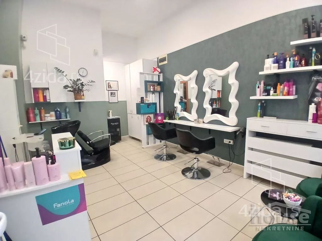 Poslovni prostor | 4zida