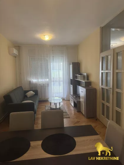 DANILA KIŠA | 4zida.rs