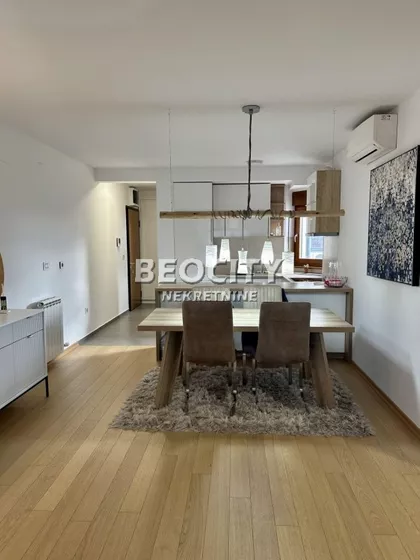 Velimira Bate Živojinovića | 4zida.rs