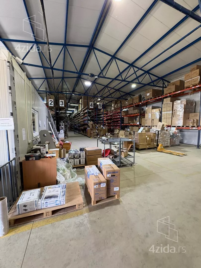 Poslovni prostor | 4zida