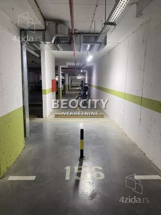 Garaža/Parking | 4zida