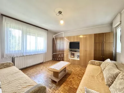 Jabučki rit | 4zida.rs