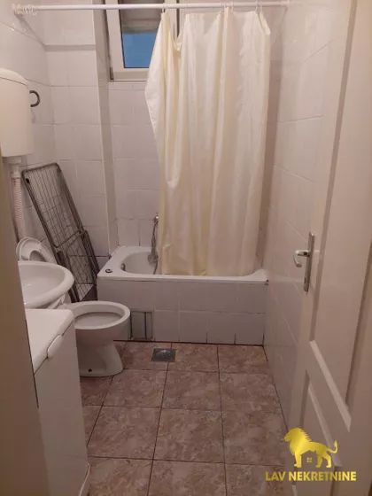 DEVET JUGOVIĆA | 4zida.rs