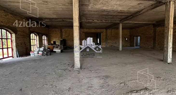 Turistički objekat | 4zida