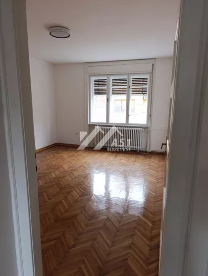 Jovana Đorđevića | 4zida.rs