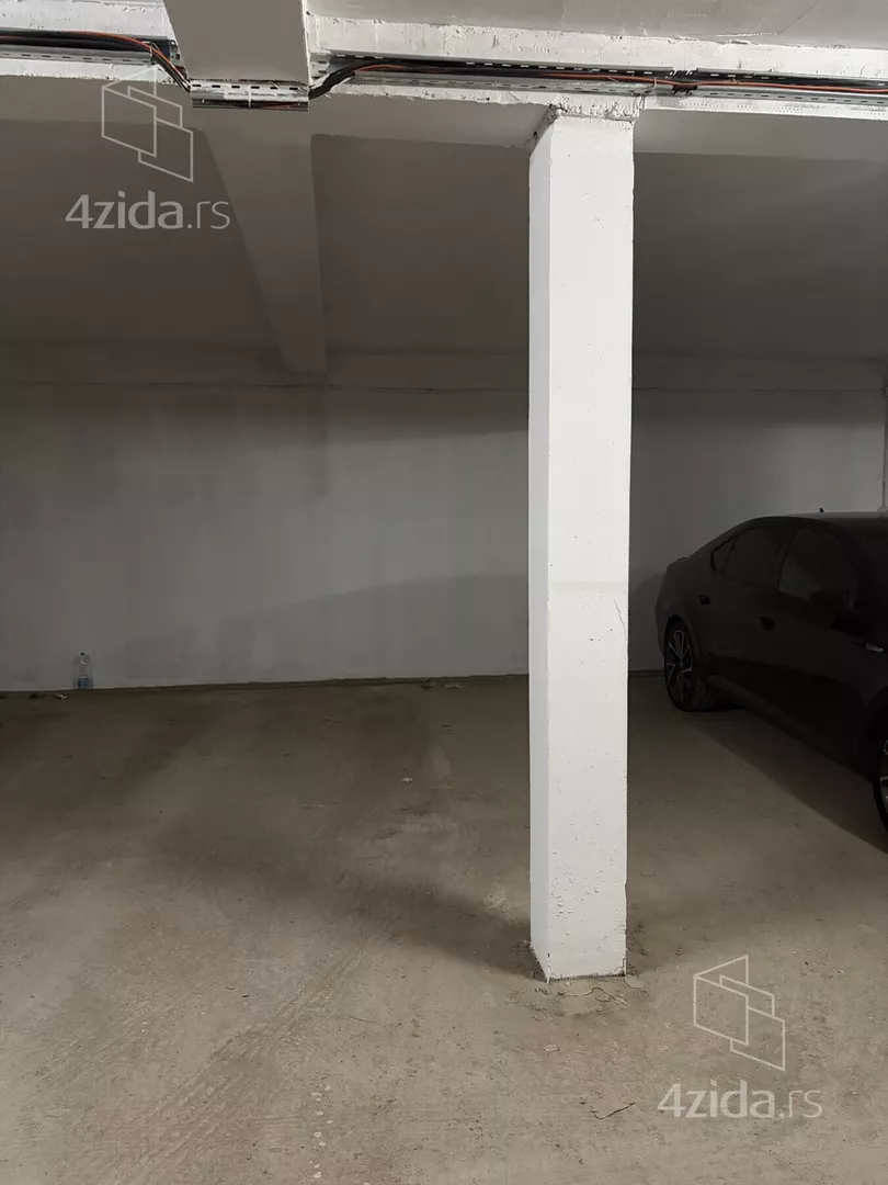 Garaža | 4zida