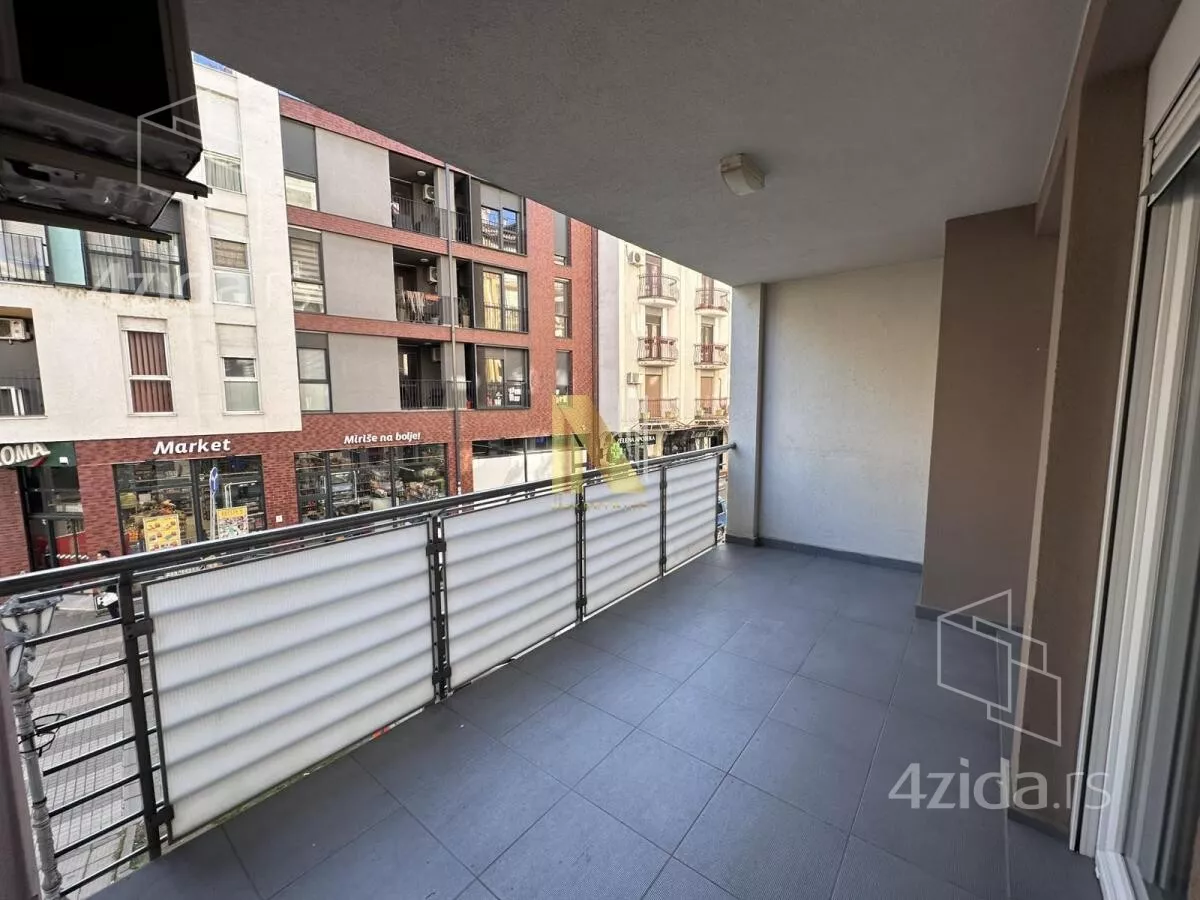 Troiposoban stan | 4zida