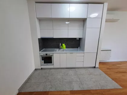 Dom Zdravlja | 4zida.rs