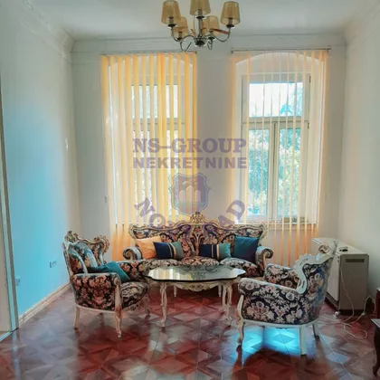 Stari Grad | 4zida.rs