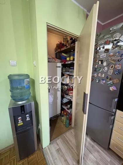 Bate Brkića | 4zida.rs