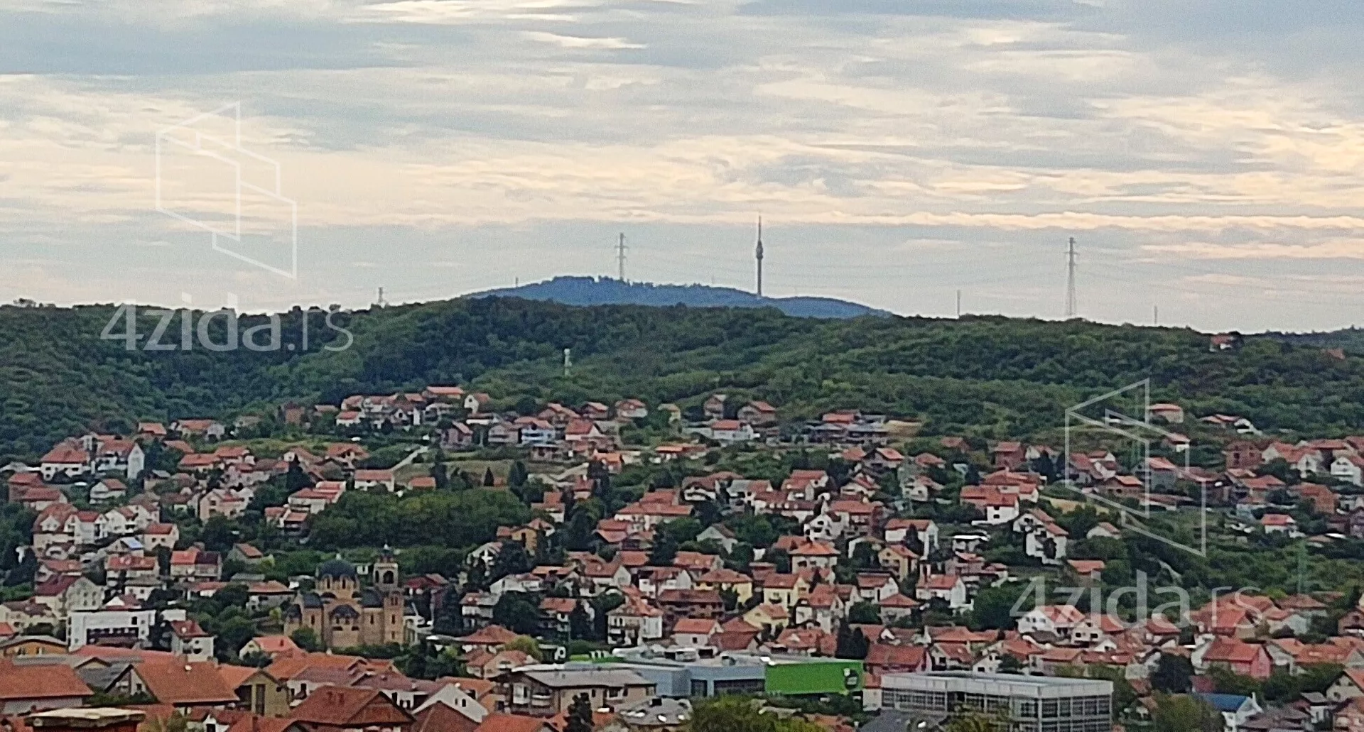 Troiposoban stan | 4zida