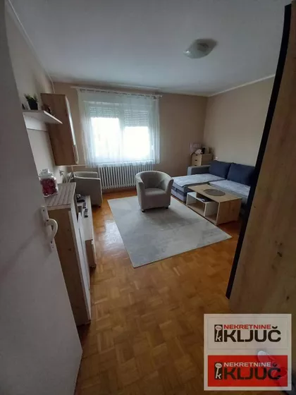Železnička stanica | 4zida.rs