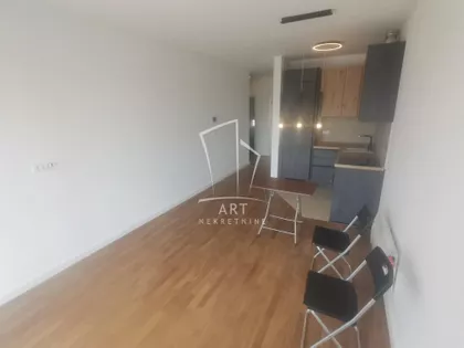 Vojvođanska | 4zida.rs