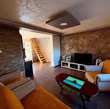 Kraljev Sto | 4zida.rs