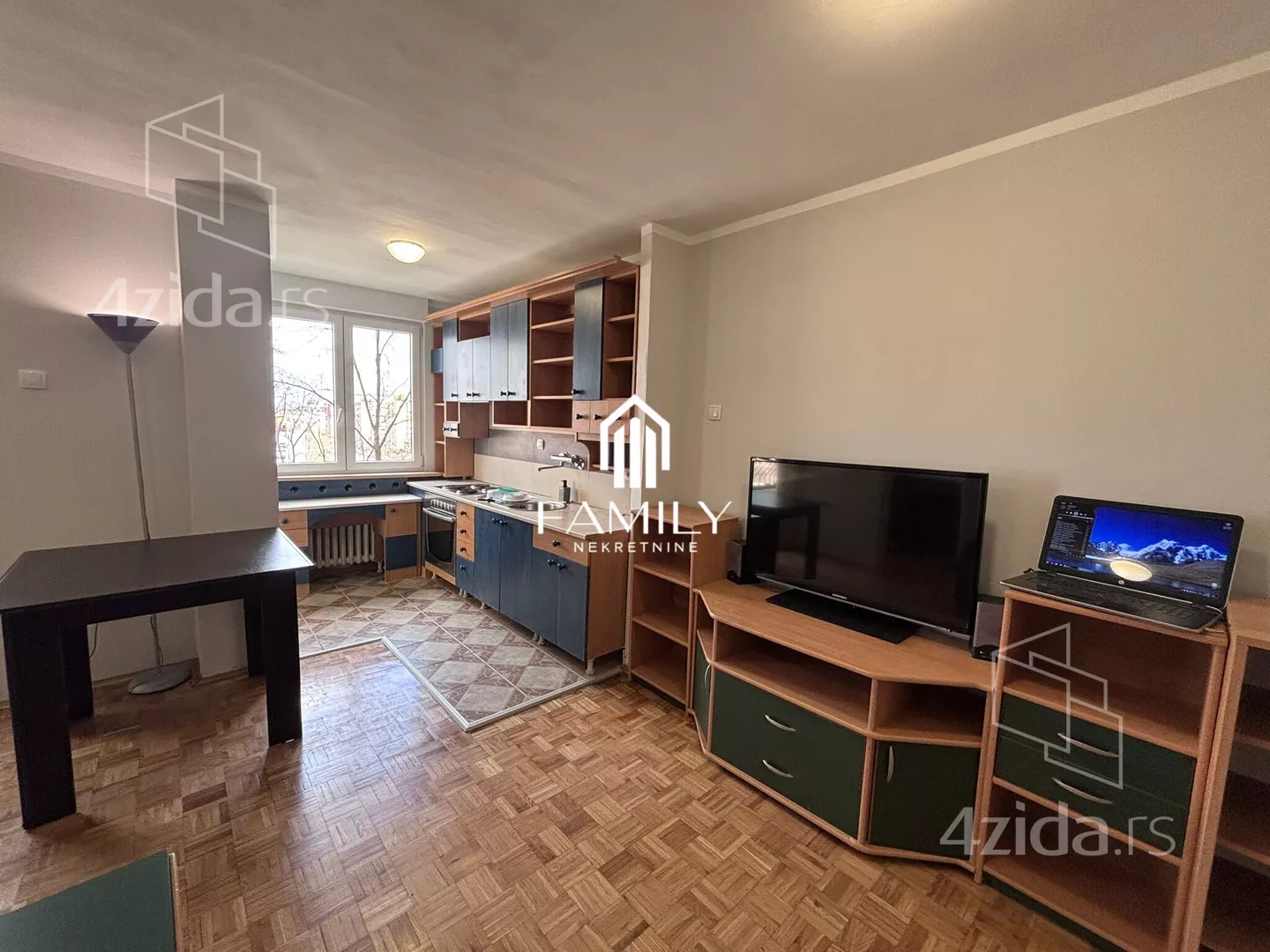 Dvoiposoban stan | 4zida