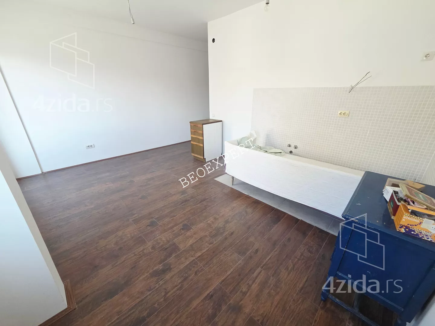 Garsonjera | 4zida